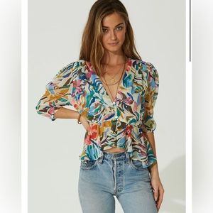 Jens Pirate booty shiva top. NWT